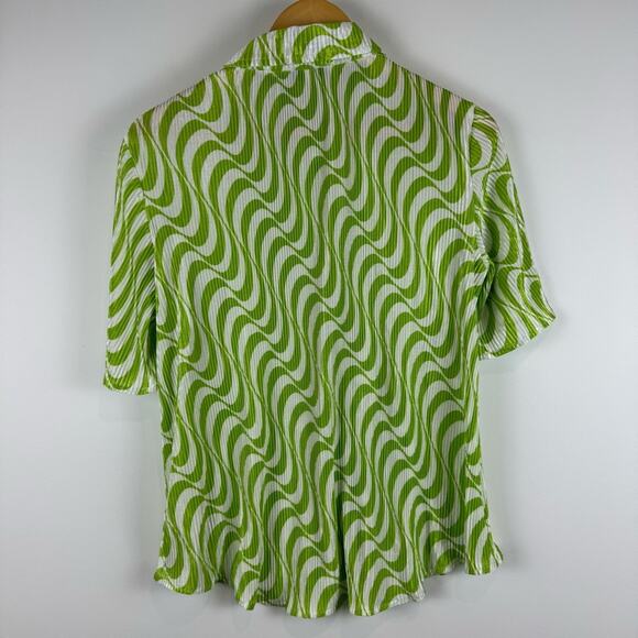 She + Sky Green and White Wave Retro Pattern Shirt - Picture 6 of 13